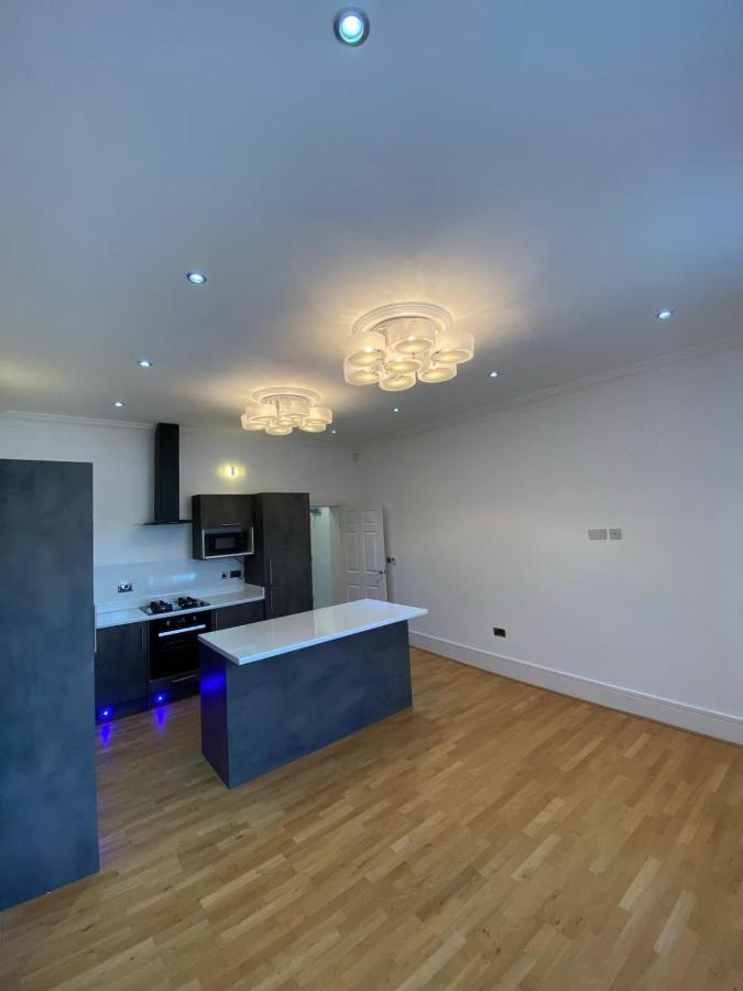 Luxury Apartment Apt5 Wolverhampton Exterior photo